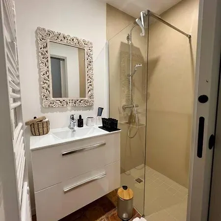 Apartment Un Coin En Anjou, Type 3 De Charme *
